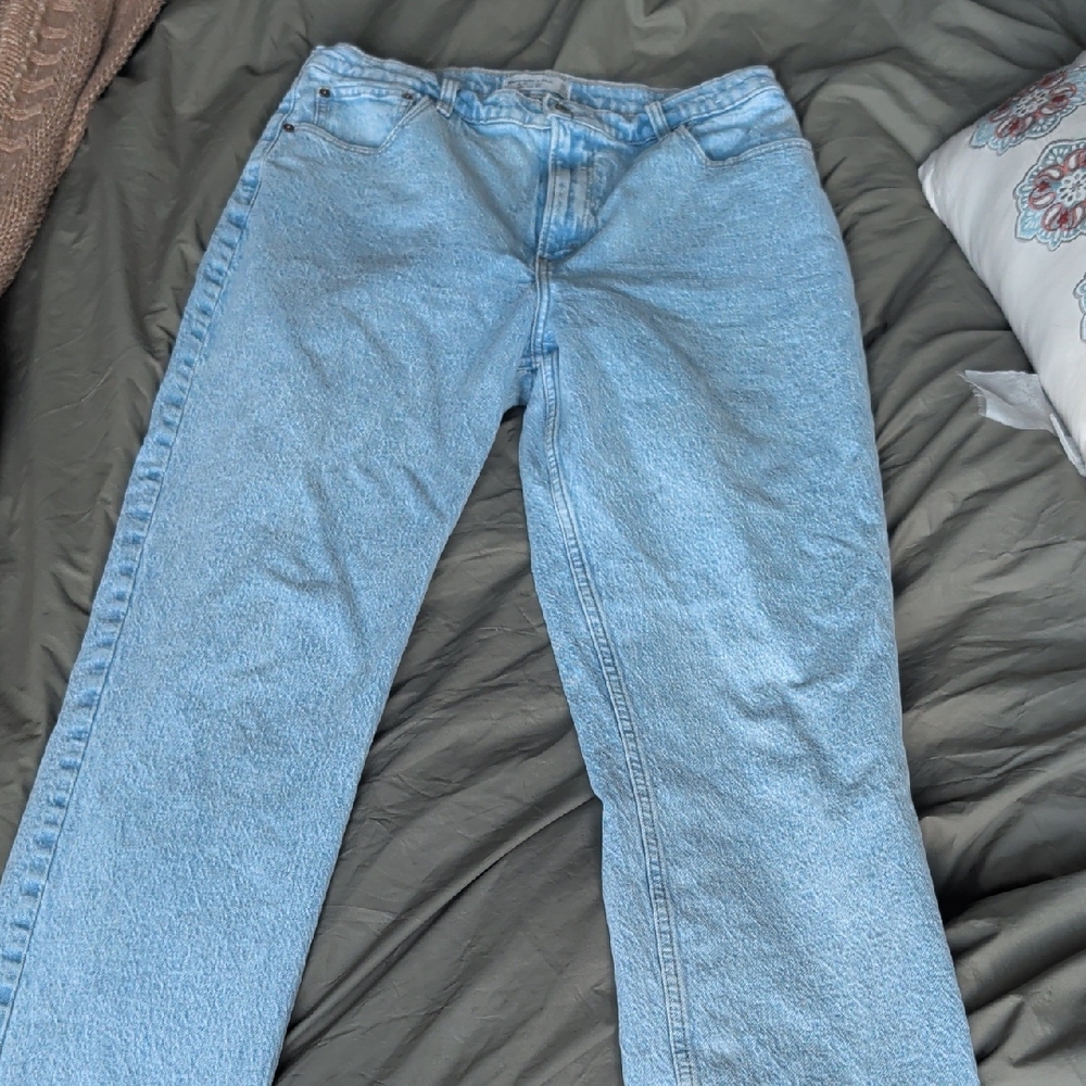 Abercrombie & Fitch Light Blue Straight-Leg Women's Jeans